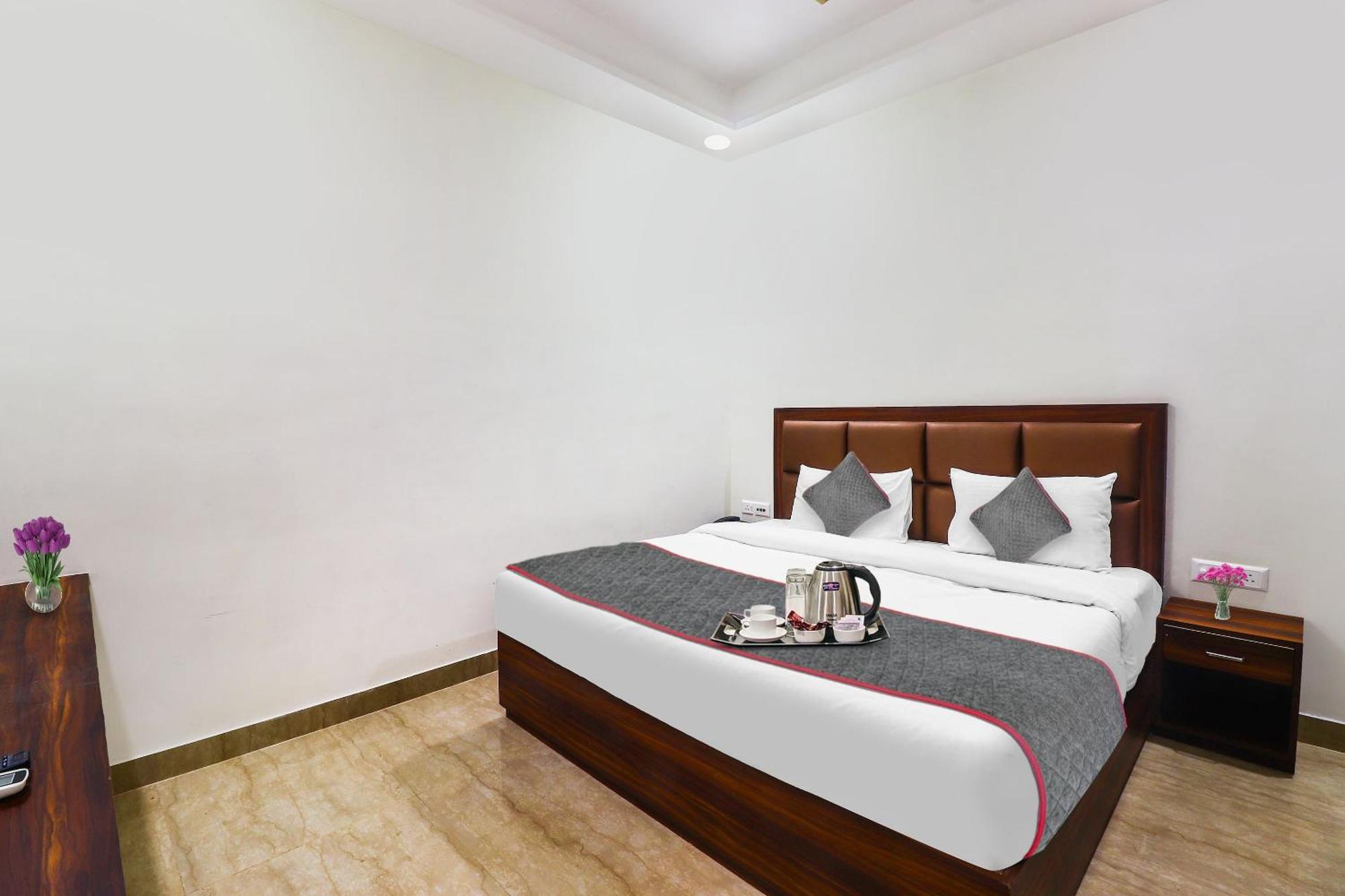 Hotel O Golden Grand Agra  Εξωτερικό φωτογραφία