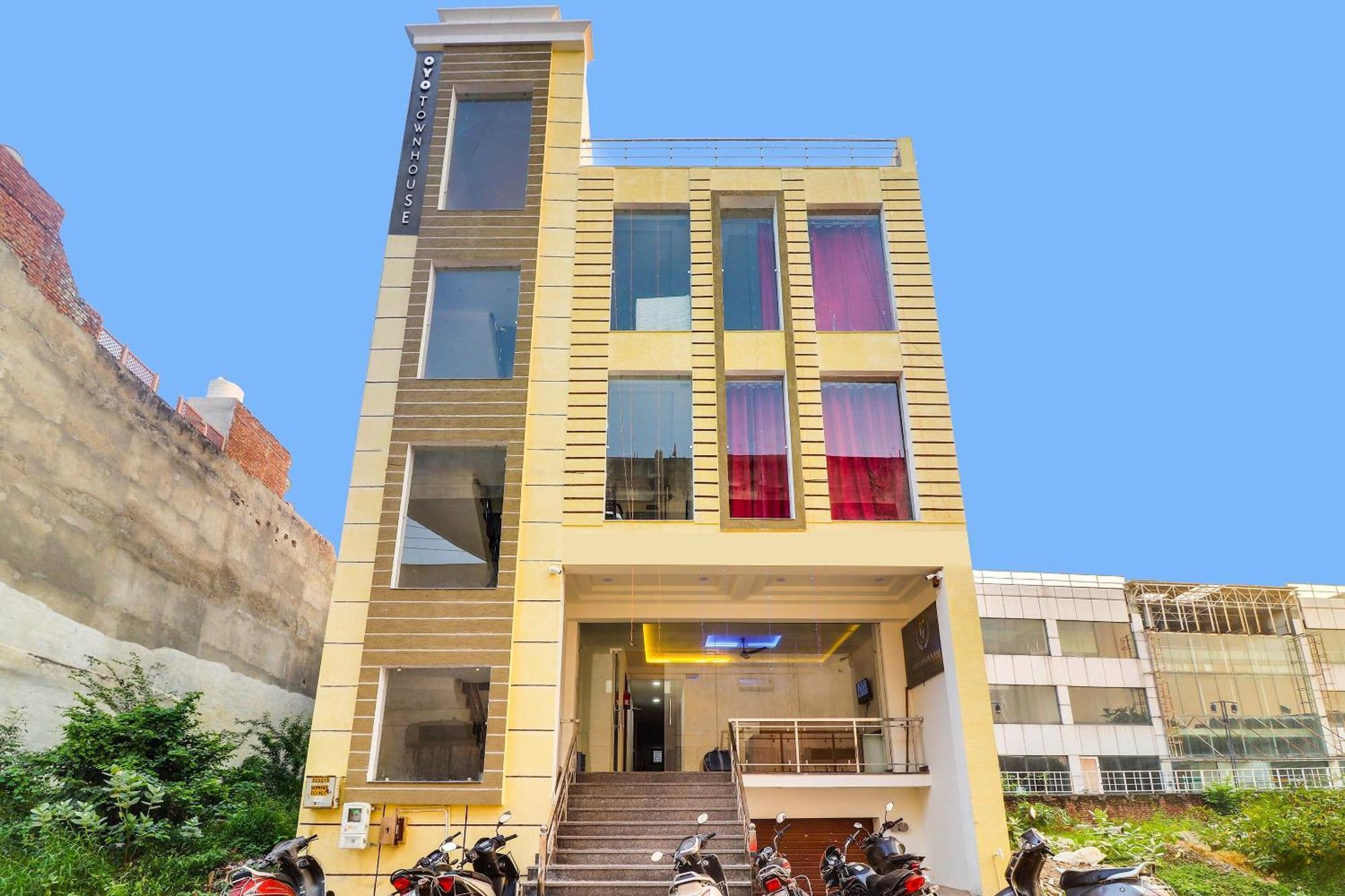 Hotel O Golden Grand Agra  Εξωτερικό φωτογραφία